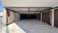 Einfahrt Garage